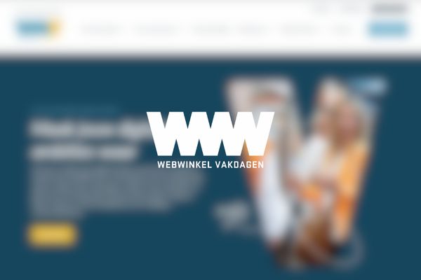 Vormgeving met bollen symboliseert AI-gedreven hyperpersonalisatie en unieke gebruikerservaringen.